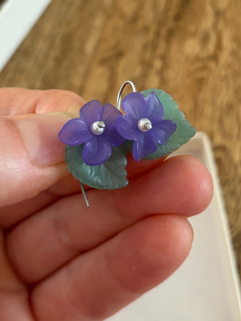 Vintage  frosted Purple Flower & Green Leaf Dangle/Drop Hook Earrings